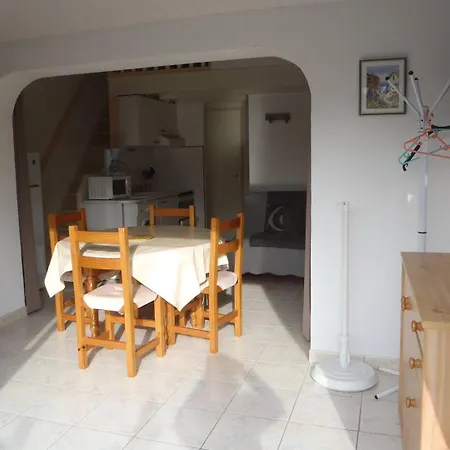 شقة 3 Pces Mez 40m2 + Terrasse 20m2 Ref 4021 Le Castellas