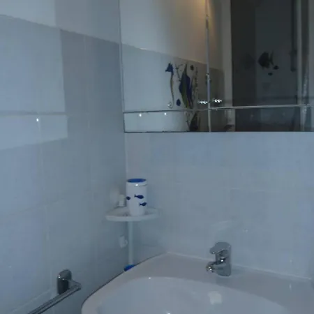 3 Pces Mez 40m2 + Terrasse 20m2 Ref 4021 Apartman *